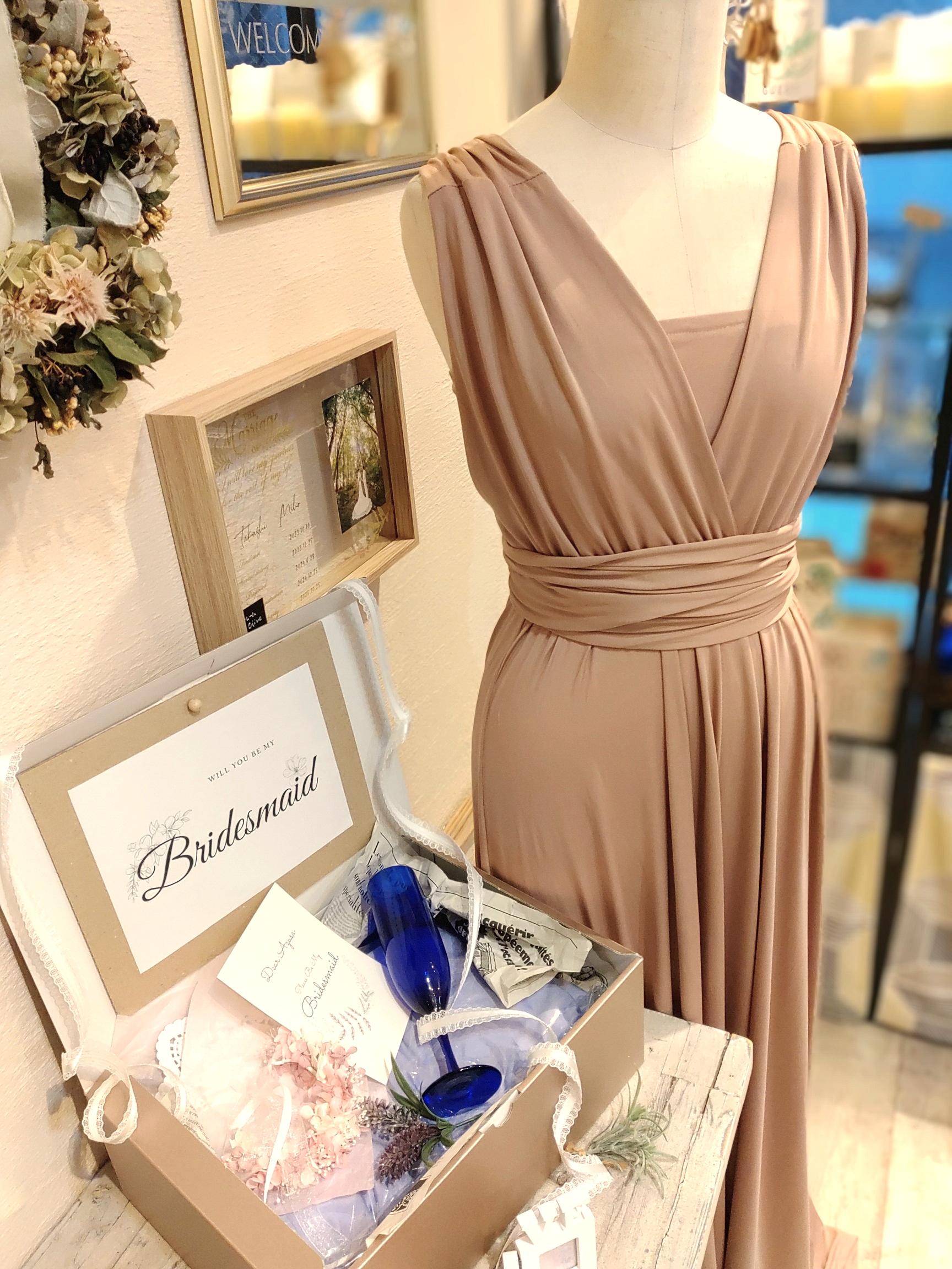 ブライズメイドBOX【くすみ系】2名分～ブライズメイドドレス・リストブーケ・サンクスギフト～カードつき