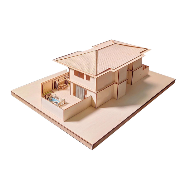 【模型製作】 木製ミニチュア オーダーメイド完成品 〈庭付き一軒家〉 2枚目の画像