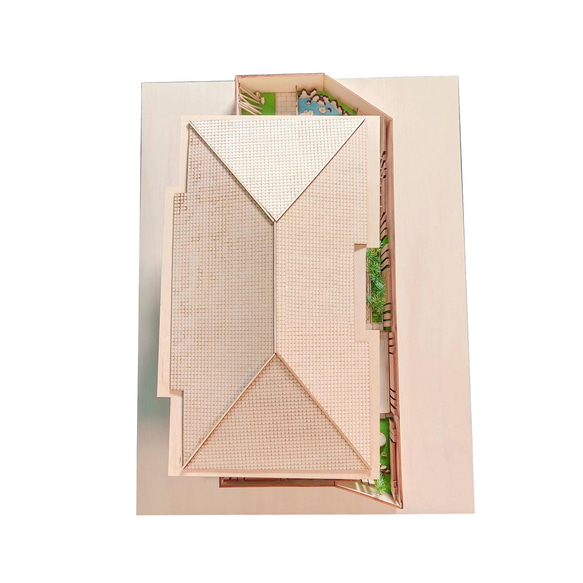 【模型製作】 木製ミニチュア オーダーメイド完成品 〈庭付き一軒家〉 5枚目の画像