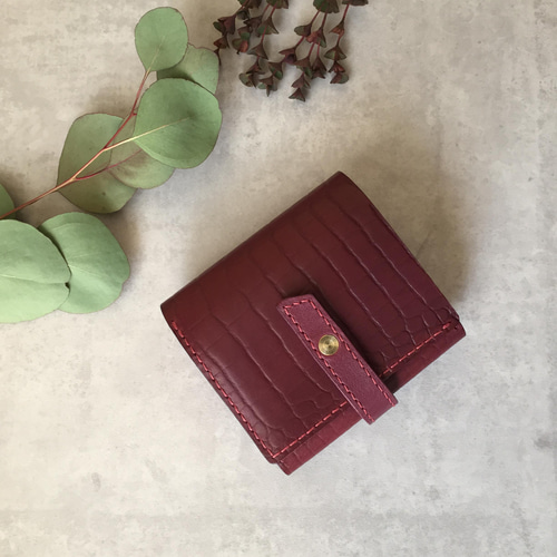 送料無料〉小さくてもちゃんと入るお財布 型押し×タンニン鞣しイタリア  