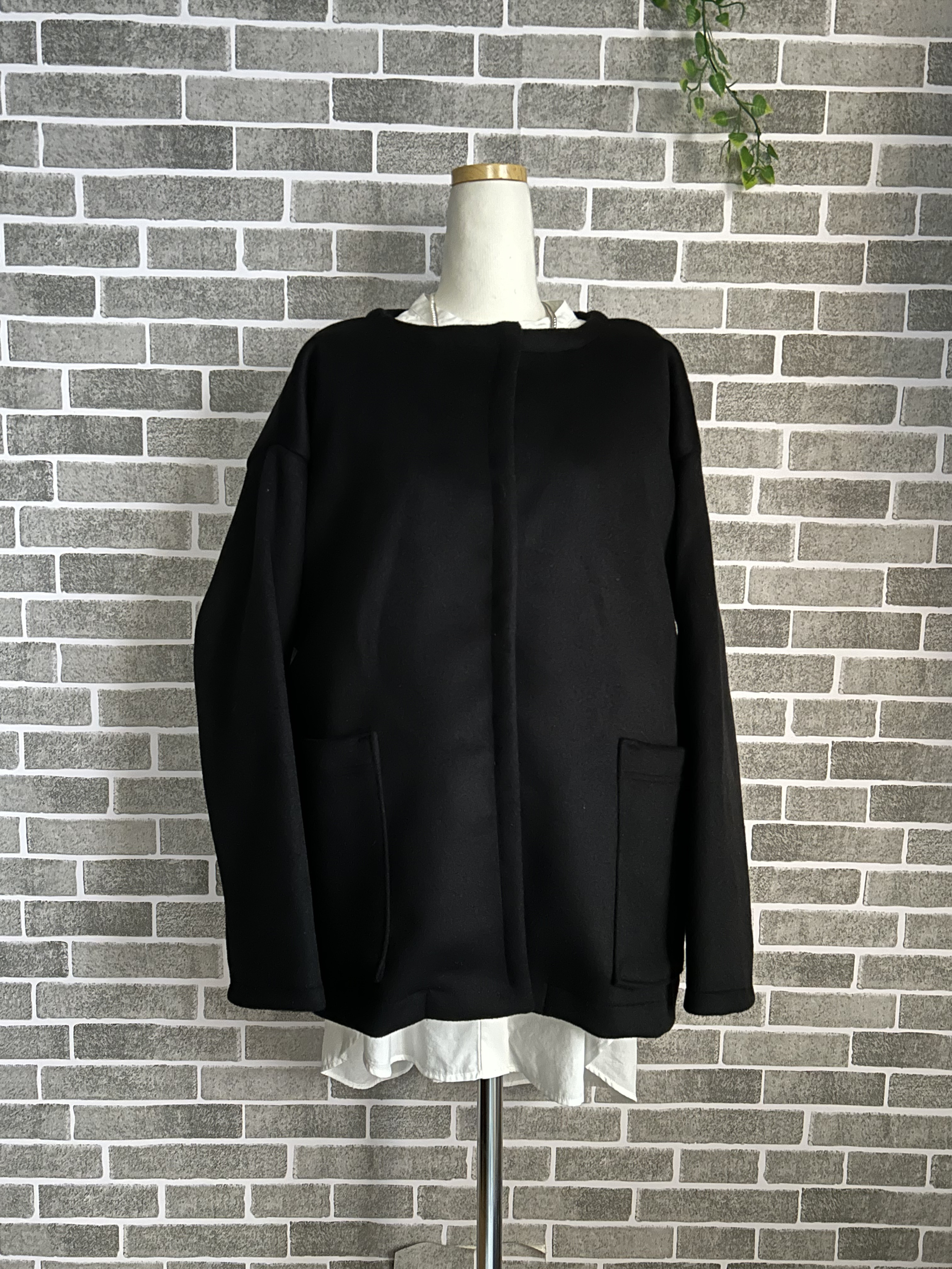 秋厚手黒バービーウールシンプルノーカラーハーフコート