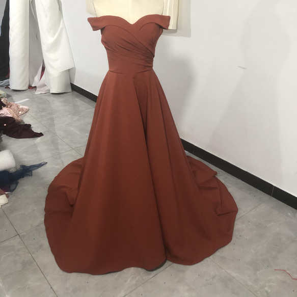 オフショルダー カラードレス テラコッタ色 おしゃれ上級者に人気  
