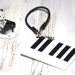 ピアノパスケース・特価・音符チャーム・本革・鍵盤・四つ葉 6枚目の画像