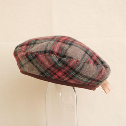 reversible wool check beret beige & green check 第3張的照片