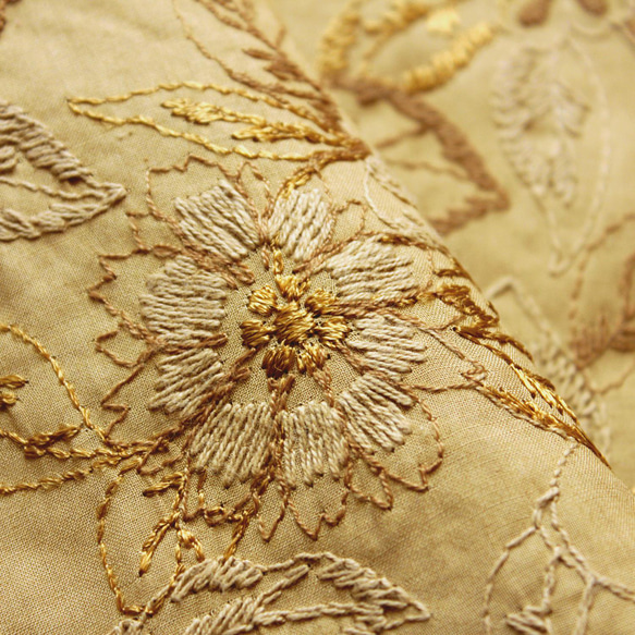 ◇レース半襟・半衿【華】芥子色 4枚目の画像