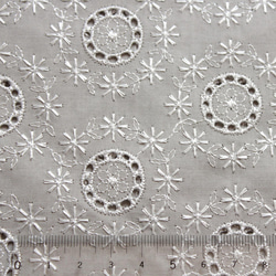 ◇レース半襟・半衿【小花の丸】Greige 5枚目の画像