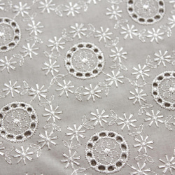 ◇レース半襟・半衿【小花の丸】Greige 4枚目の画像