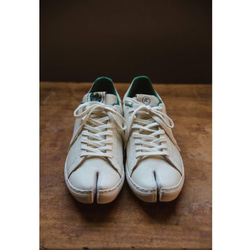 SV TABI White Sneaker / Sweet Villians X RIFARE_Co 第1張的照片