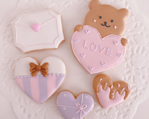 love　クマのアイシングクッキー Valentine cookies🐻🤎 やっぱりクッキー好きだなぁ。 真っ黒くて和熊