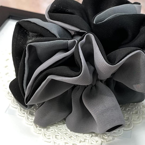 ✿魅惑ノワール☆3色ふんわりシュシュ〜真っ黒×NT濃グレー×KN濃灰