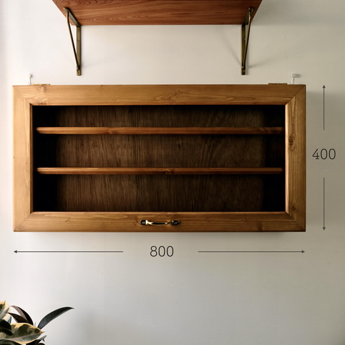 壁掛けアクリルディスプレイケース【パイン アンティーク 真鍮 カフェ