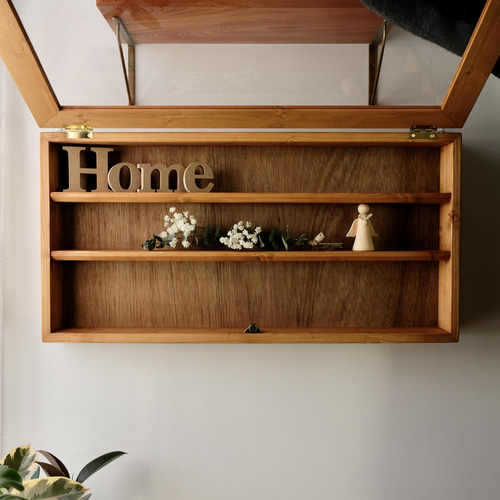 早い者勝ち木製キャビネット 飾り棚 アンティーク 壁掛け コレクションケース 早い者勝ち木製キャビネット 飾り棚 アンティーク 壁掛け コレクション