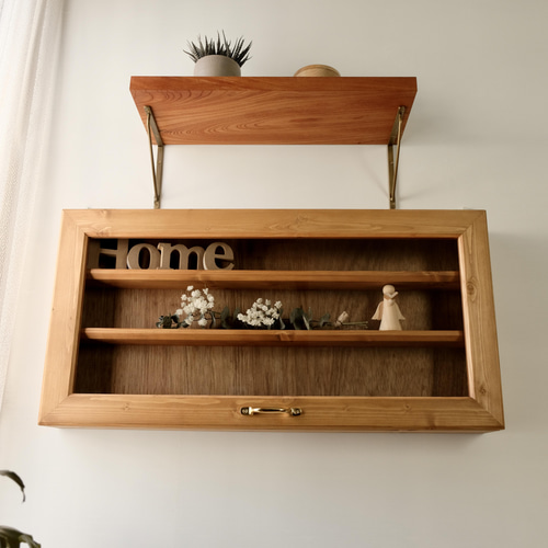 壁掛けアクリルディスプレイケース【パイン アンティーク 真鍮 カフェ