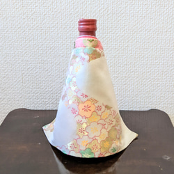 お雛様のワインボトルカバーA（梅と桜）　250MLミニボトルサイズ 7枚目の画像