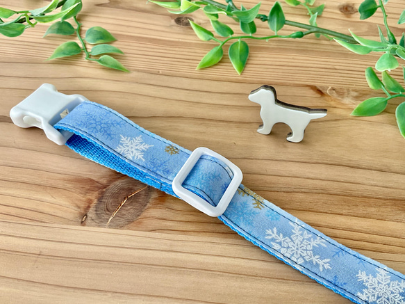犬　首輪　雪の結晶　アイスブルー×スカイブルー　小型犬 4枚目の画像