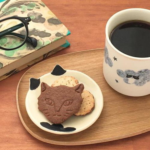 猫のお皿 やんちゃ猫 角皿 ばら売り 岡本肇 日本製 瀬戸焼 和風