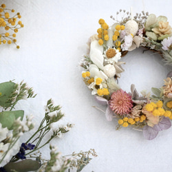 花かんむりリース○野の花とミモザ○てのひらサイズ 2枚目の画像