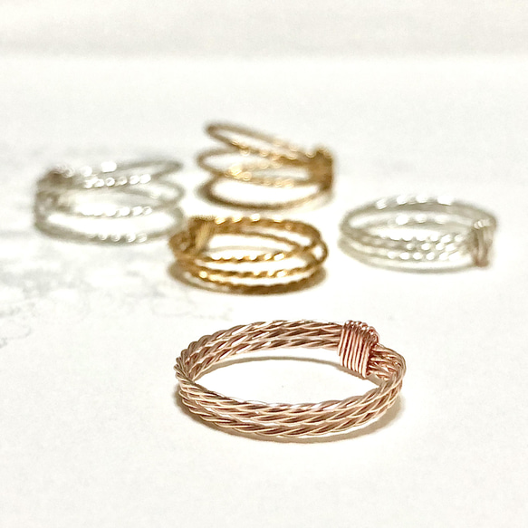 ツイストワイヤーのピンキーリング／ファランジリング【ローズゴールド