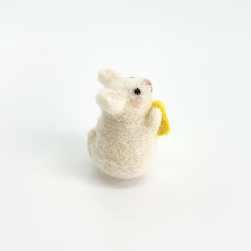 チーズページ確認用 羊毛フェルト ハンドメイド 羊毛フェルトの起き上がりこぼし チーズ大好きネズミのチカちゃん 羊毛