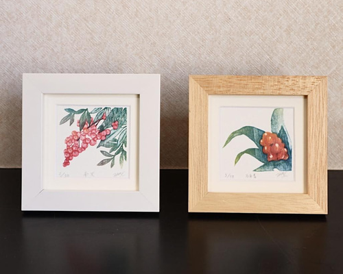 絵画　花　アネモネ　木製額装 木陰のアネモネ | Maki Miyagawa ｜インテリア絵画 アートの専門通販