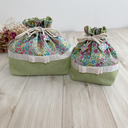 スモッキング刺繍のワンピース80.90㎝(リバティプリント スモッキング刺繍のワンピース80.90㎝(リバティプリント