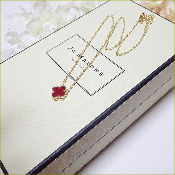 Carnelian red clover Necklace （ゴールド）（１１ｍｍ） 1枚目の画像