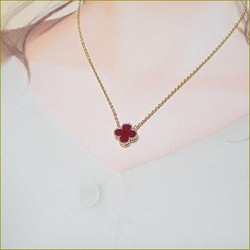 Carnelian red clover Necklace （ゴールド）（１１ｍｍ） 4枚目の画像