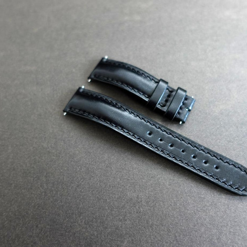 既製品・訳あり】新喜皮革オイルコードバン 無双仕立て 時計ベルト