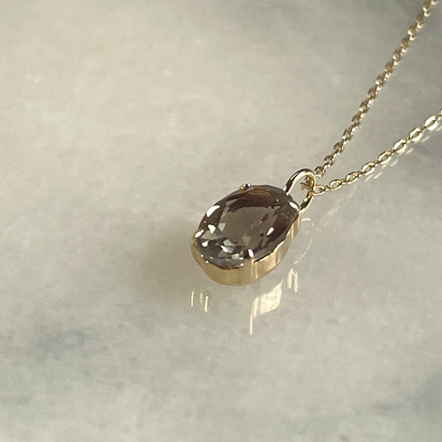 オレゴンサンストーンのひと粒ネックレス＊希少なグリーンのバイカラー