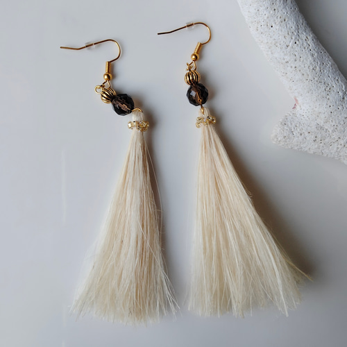 ✨ロングタッセルピアス✨ ロングタッセルピアス 揺れる 韓国風[品番：AGCW0004818