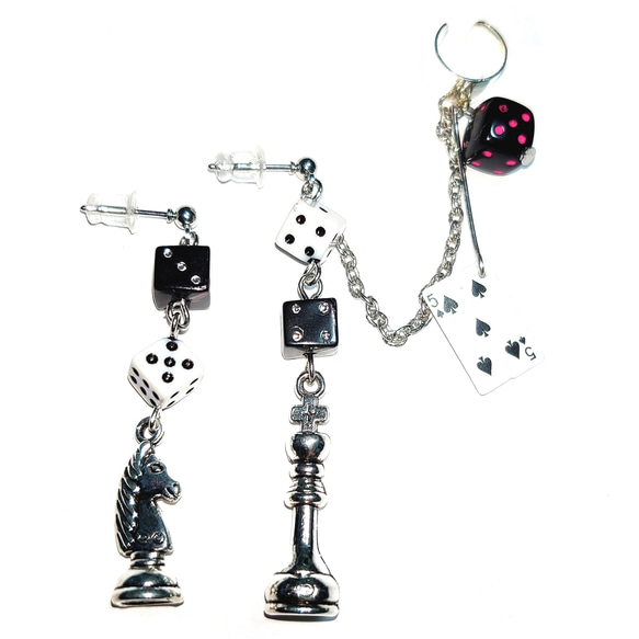 チェス ナイト キング ダイス サイコロ トランプ シルバー イヤーカフ