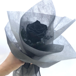 プリザーブドフラワー大輪の黒薔薇一輪花束永遠の愛（花束ラッピング） 4枚目の画像