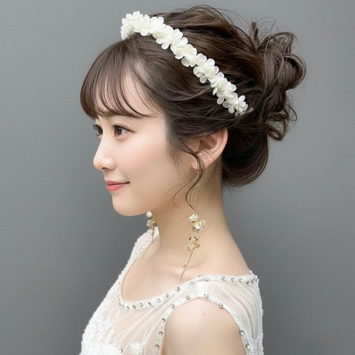 バニラホワイト パールカチューシャ ティアラ 成人式 卒業式 結婚式