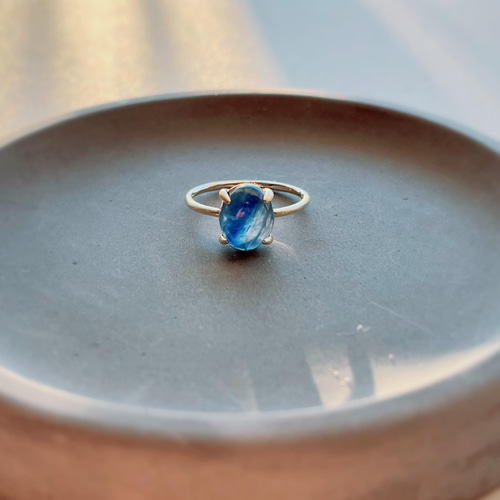 天然石 ブラジル産 カイヤナイト 爪留めリング10×8mm オーバル