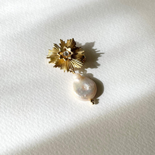 再販〉天然バロックパールブローチ サン×シズク ブローチ hamchimo 