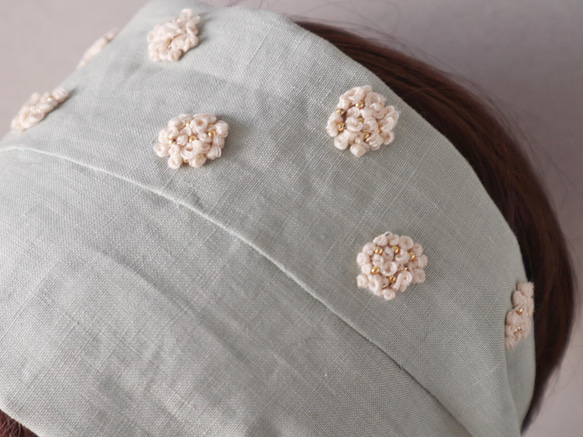 再販6◆牡丹の花のような刺繍のヘアバンド(ベールグリーン)<hairband227>受注製作 9枚目の画像