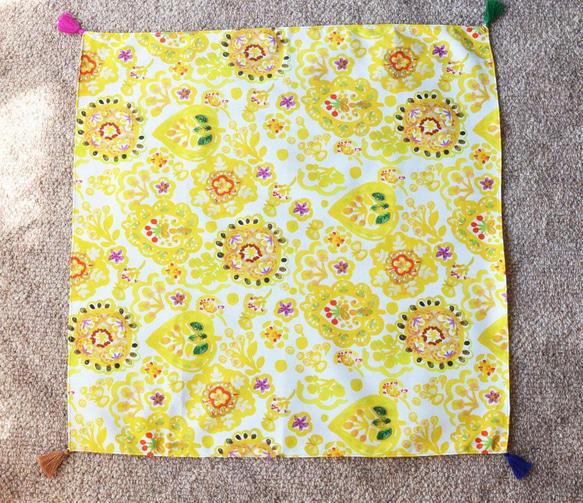 ハンカチ Floral Yellow　コットン　小物・ファッション雑貨　50×50 Haruka88 4枚目の画像