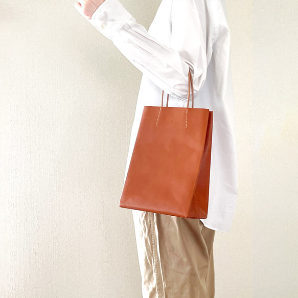 【ALDO】エレガント・クロコ柄☆Tammera☆大収納・トートバッグ 牛革】クロコ型押し ザ・ビーDカン付ミニトート / A.D.M.J.