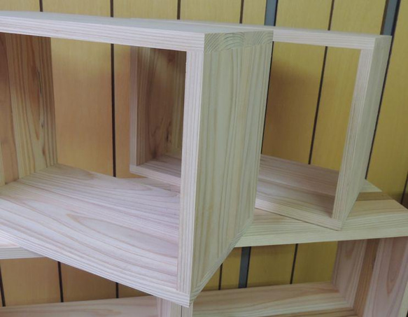 国産杉 スタッキングシェルフ8個セット 本棚 収納木箱 40.0×28.0×22.5 板　無垢　棚板天然木 ＤＩＹ 素材 2枚目の画像