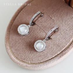 Stella Bridal＊キュービックジルコニア パヴェフープとパールチャームのピアス シルバー 3枚目の画像