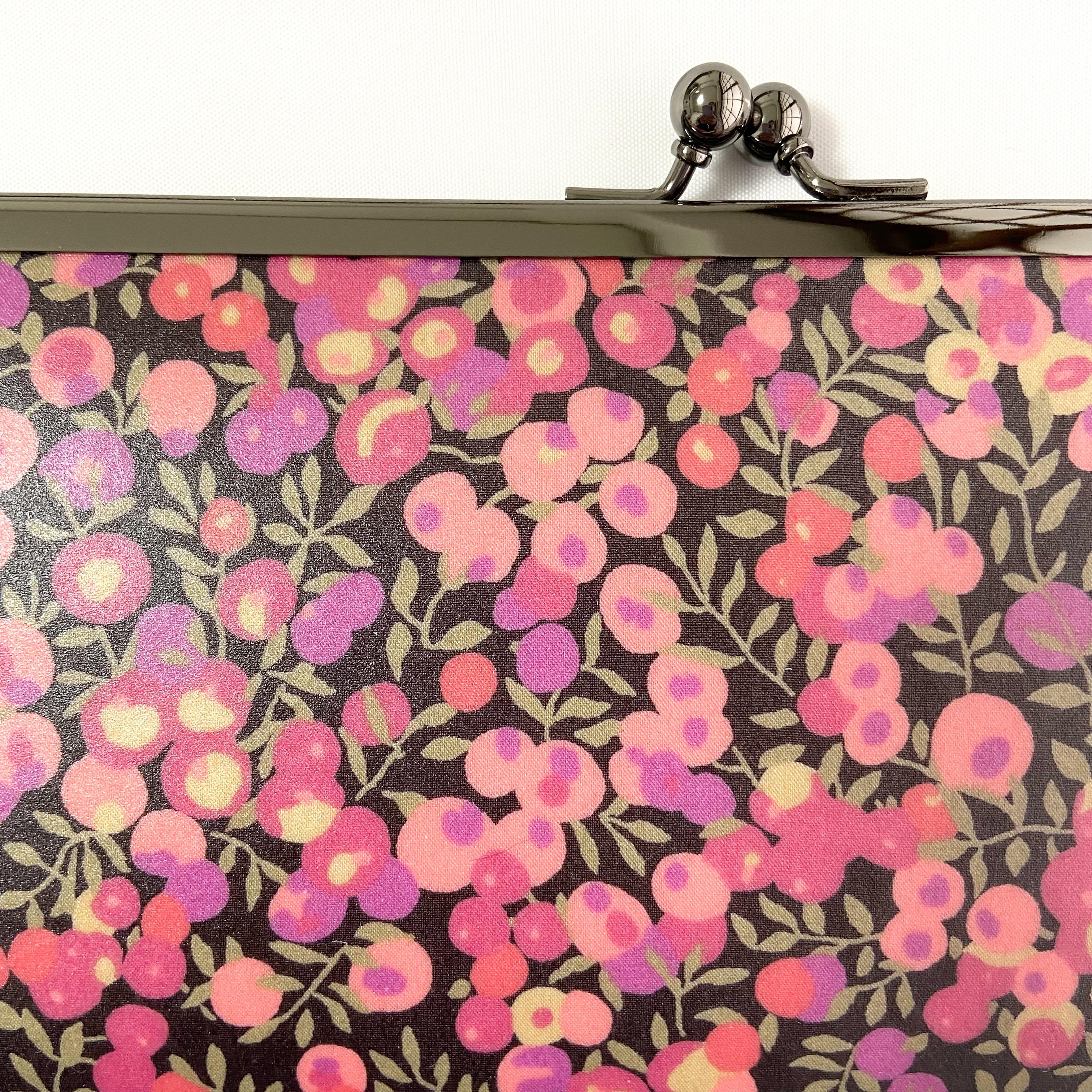 ＊ラミネート＊ がま口長財布 スリム ウィルトシャー ローズピンクブラウン リバティプリント使用