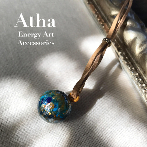 Atha(アタ)世界に一つだけのエナジーアートのネックレス(丸型 Atha(アタ)世界に一つだけのエナジーアートのネックレス(丸型