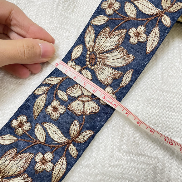 インド刺繍リボン　刺繍リボン　リボン　りぼん　スパンコール 2枚目の画像