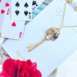 不思議の国のアリス☆鍵ネックレス(ブルー) ネックレス・ペンダント