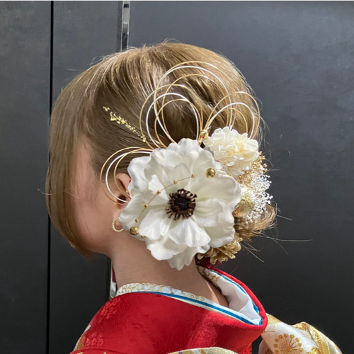 アネモネ ホワイト 成人式 前撮り 髪飾り 結婚式 卒業式 クリア