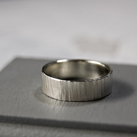 つや消し縦槌目 シルバーフラットリング 6.0mm幅 MATTE VERTICAL｜SILVER RING｜660 2枚目の画像