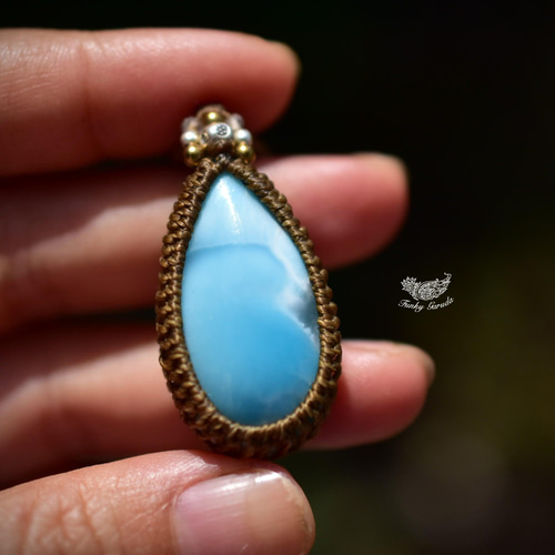 ブルーの風☆高品質☆ラリマー マクラメペンダント88 ネックレス