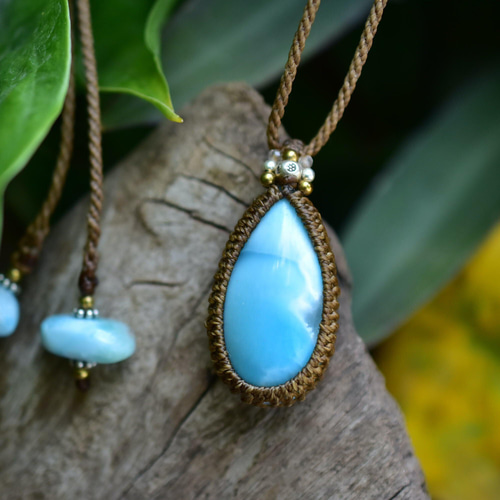 ブルーの風☆高品質☆ラリマー マクラメペンダント88 ネックレス