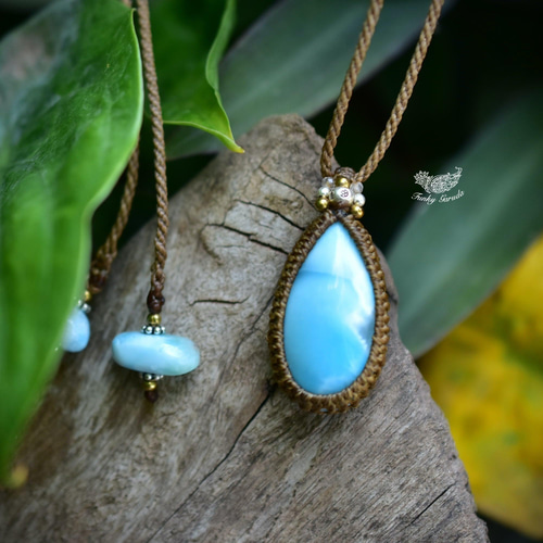 めちゃくちゃ濃い✨️ラリマー 葉型ペンダント マクラメ めちゃくちゃ濃い✨️ラリマー 葉型ペンダント マクラメ