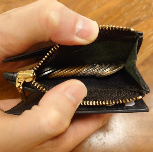 新年度に新しい財布で【トープ色】本革　シンプルなキーケース付き二つ折り財布　よくばりなミニ財布 5枚目の画像